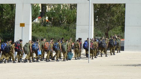 066 Vojáci základní služby v Yad Vashem